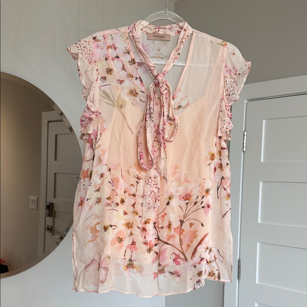 Twin-Set Pink Floral Tie-Neck Cap Sleeve Blouse - Picture 5 of 13